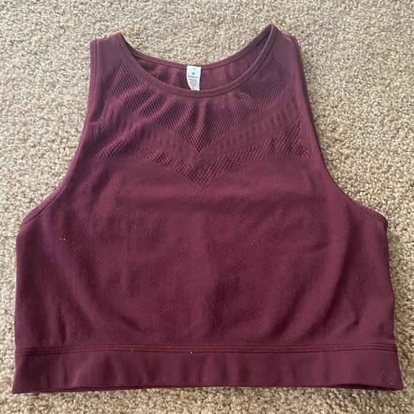 Size 10 Lululemon Crop Top - Picture 1 of 4